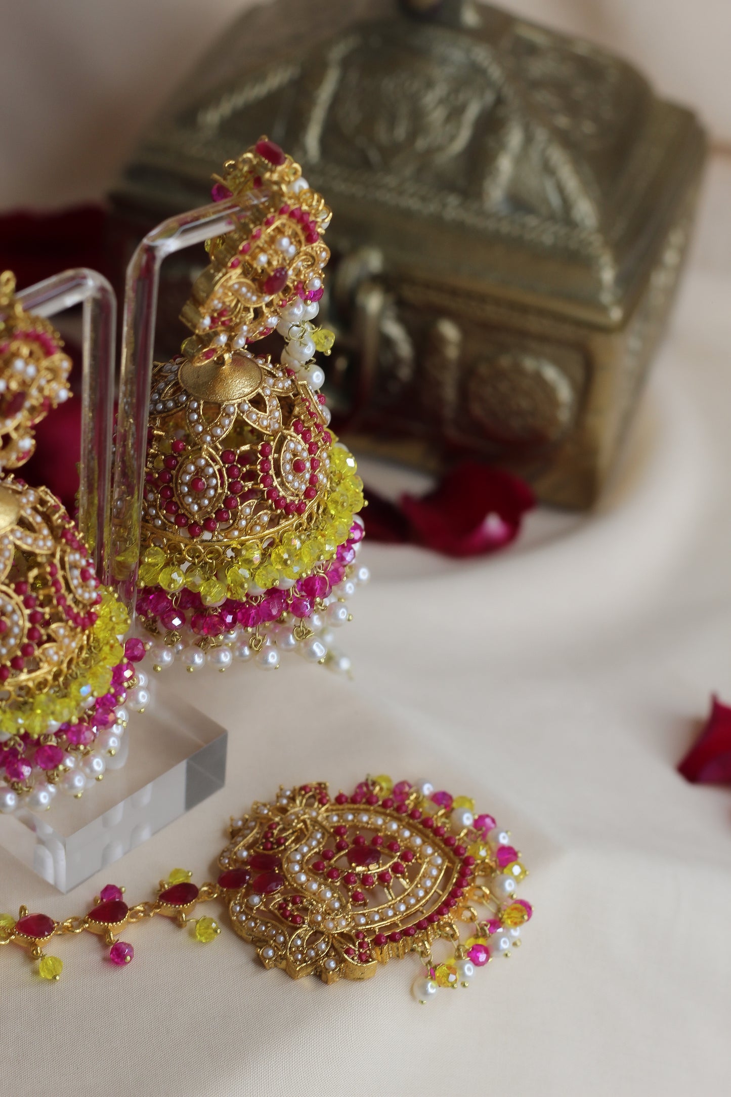 MAHNOOR SET