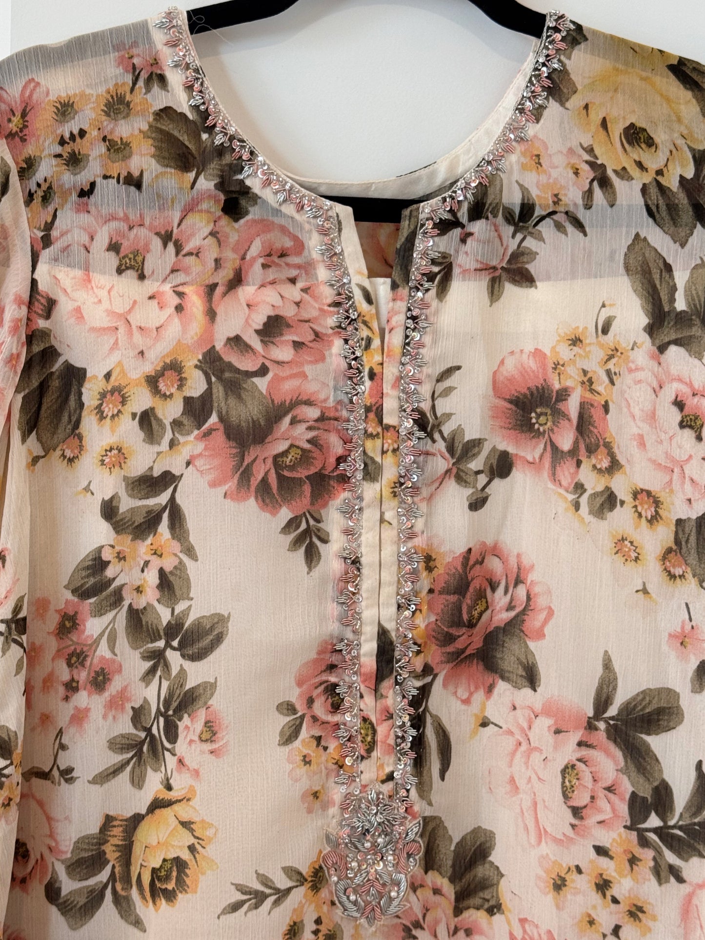 SAMPLE 8 - (SMALL - 38)
