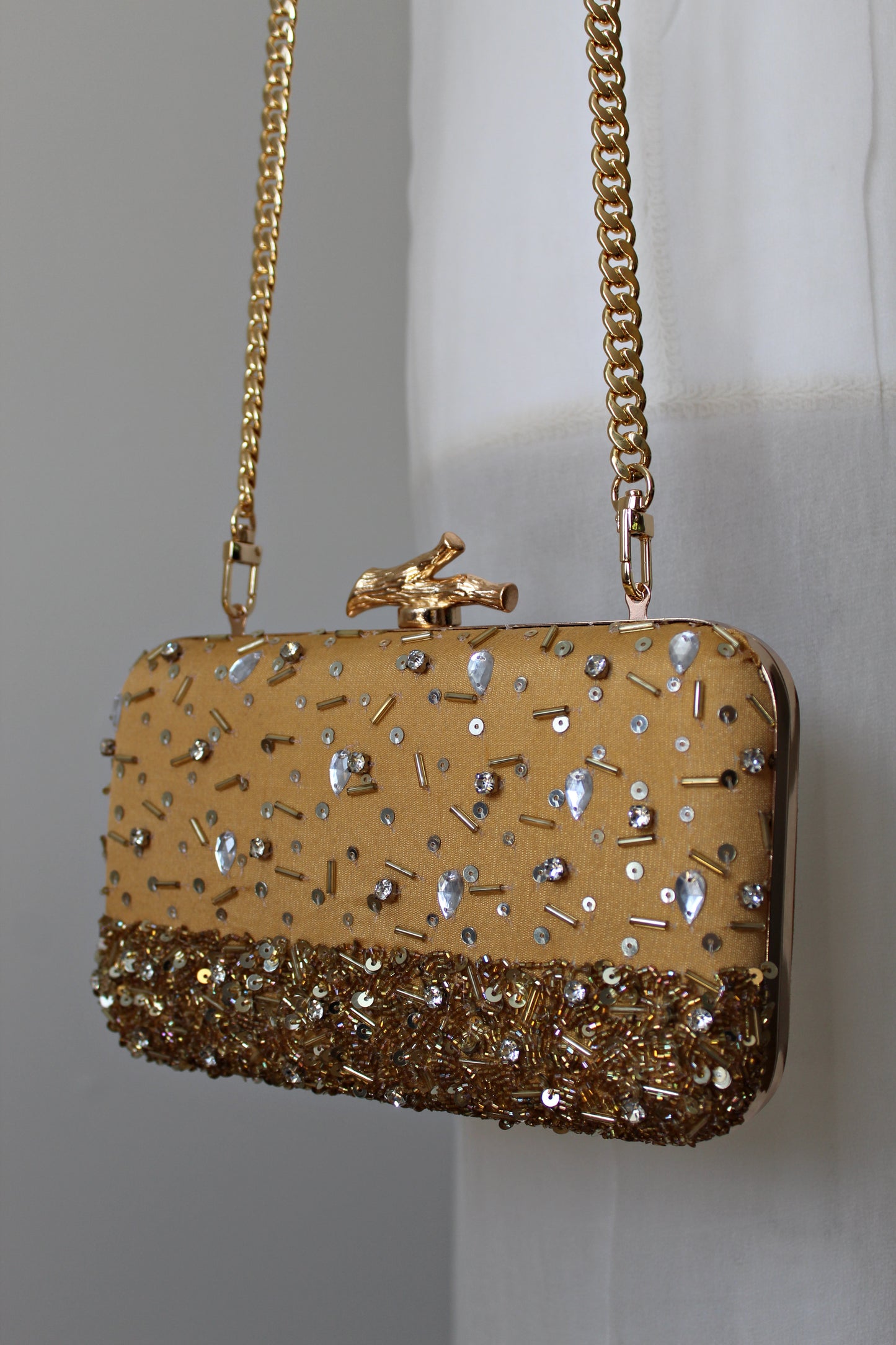 EMBELLISHED CLUTCH