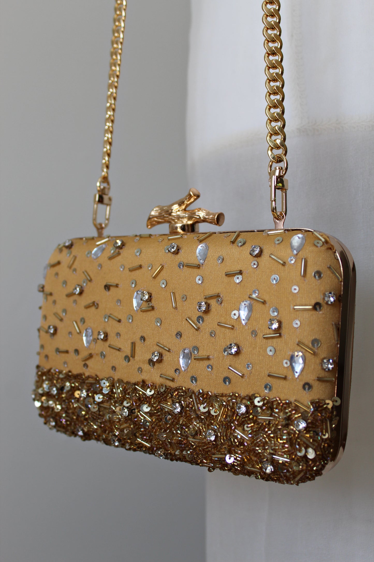 EMBELLISHED CLUTCH