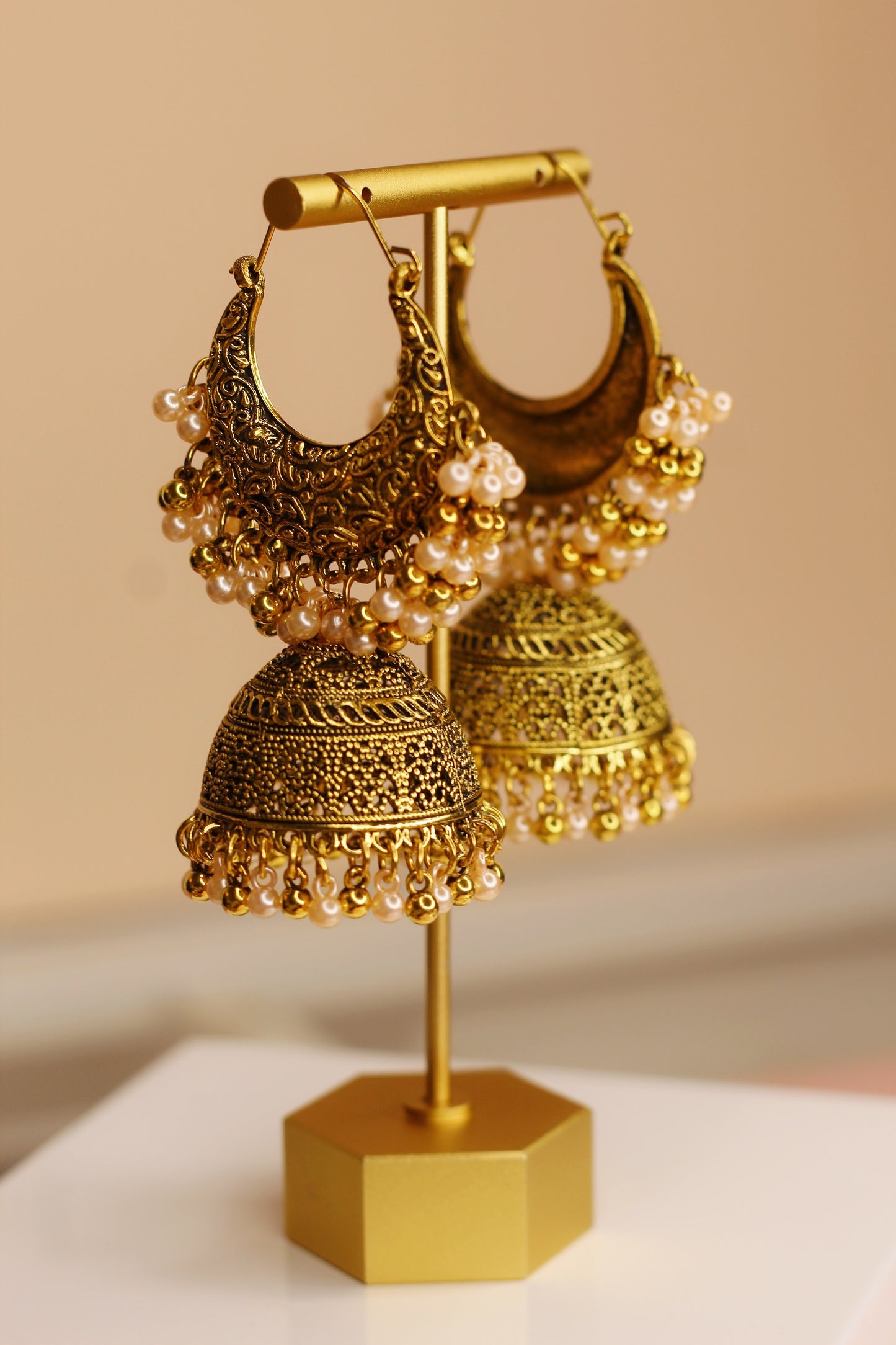 Gold jhumke